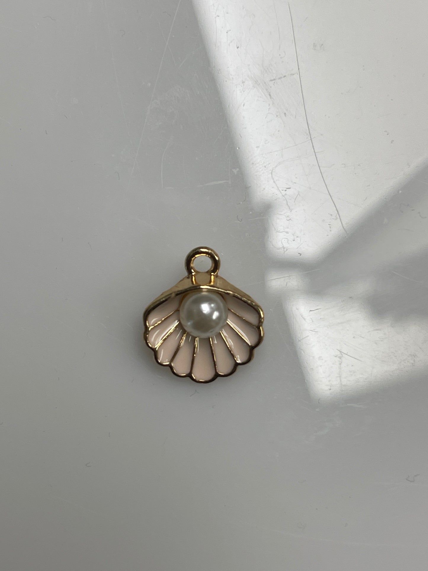 Pink pearl shell