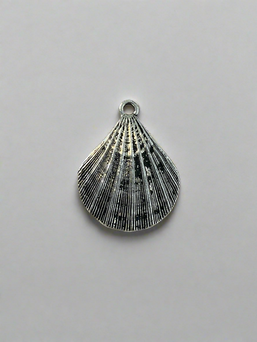 Jumbo Scallop Shell Silver